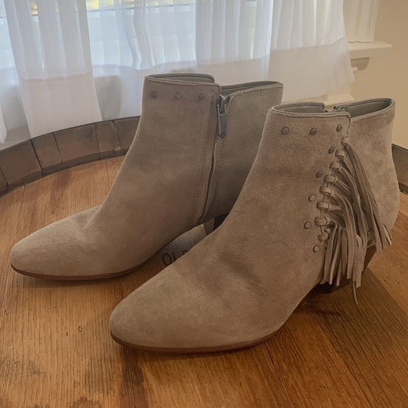 Sam Edelman | Rudie Tan Suede Fringe Tassel Studded Zip Slip On Ankle Boots 7M - Picture 5 of 17